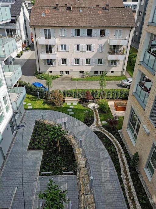 Wohnen Direkt Am Uferpark Mit Grossem Balkon Und Seeblick Friedrichshafen Exterior photo